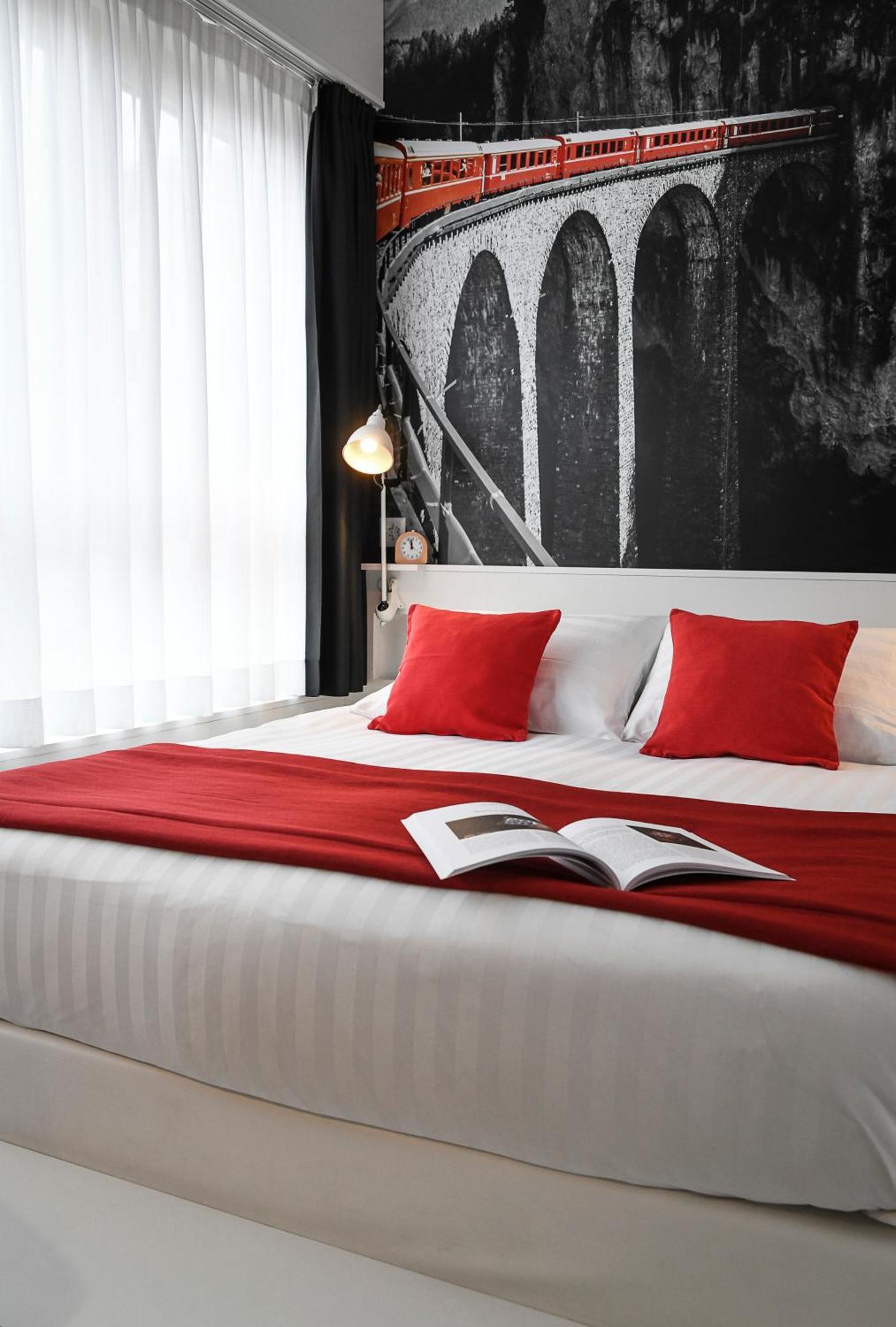 Swiss 4*